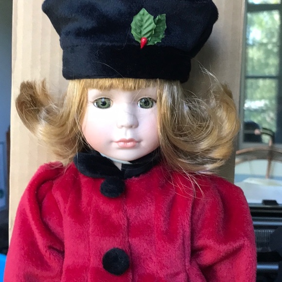 Avon Special Memories Doll with puppy - Picture 2 of 6